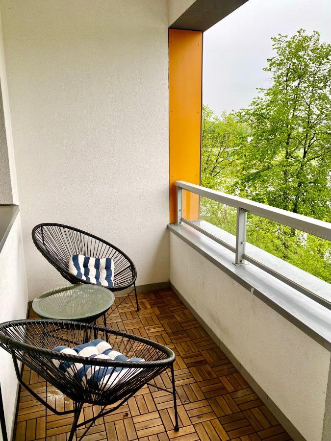 Project Comfort Apartament Zeromskiego 1/7 Metro Slodowiec Warszawa Exteriör bild